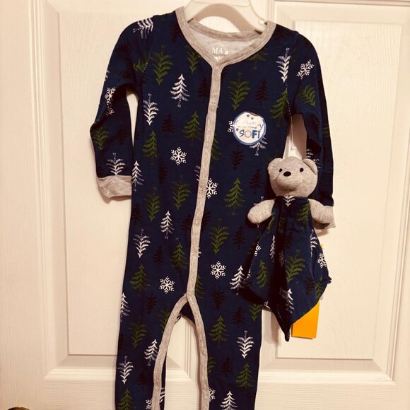 Max & Olivia Mini Baby Footed Sleeper Pajamas Trees Snowflakes Navy 12M - Picture 1 of 9